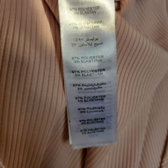 ๐3 for $25๐ New Look Blush Pink Body Suit - Picture 4 of 6